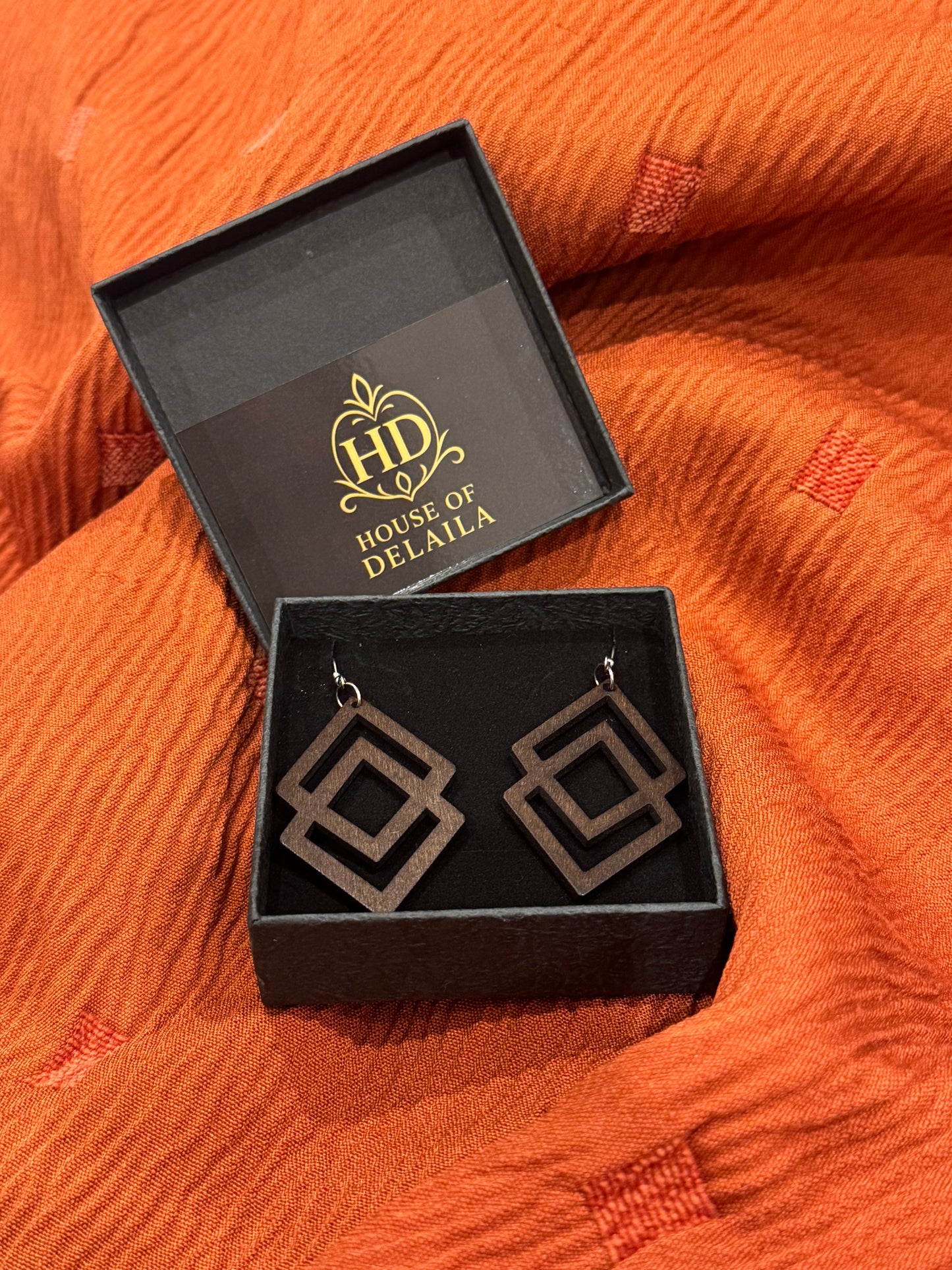 Alora Brown Drop Earrings